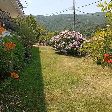 Kandilari * Kókkinon Nerón