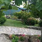 Kandilari Apartament *