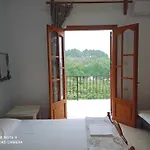 Kandilari Kókkinon Nerón