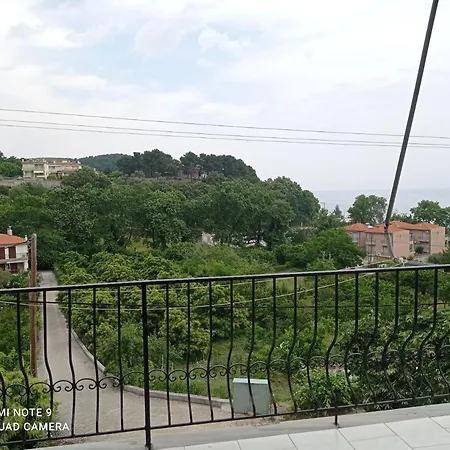 Kandilari Kókkinon Nerón