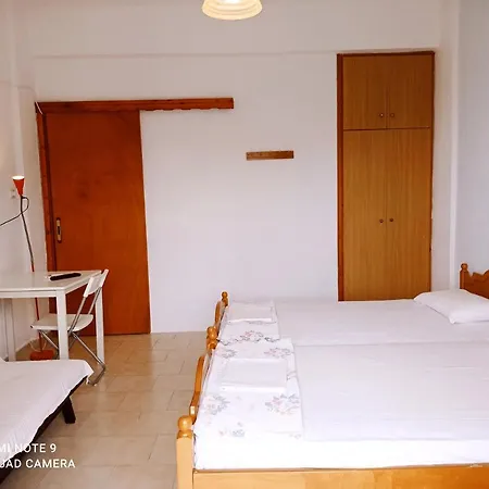 Apartment Kandilari *
