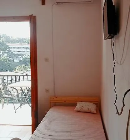 Kandilari Apartment Kokkino Nero