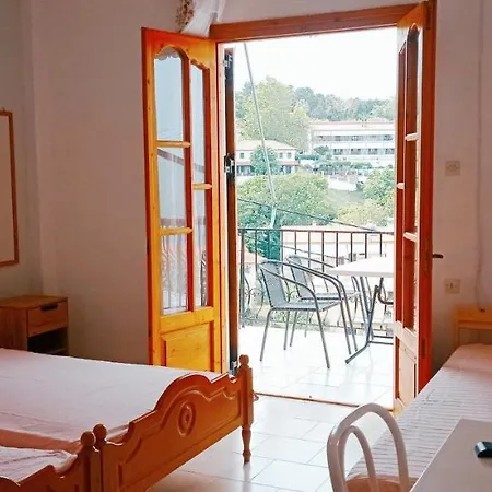 Kandilari Apartment Kokkino Nero