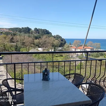 Kandilari Apartament