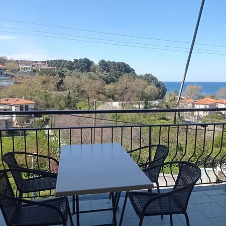 Apartment Kandilari *