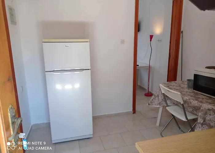 Kandilari * Kókkinon Nerón