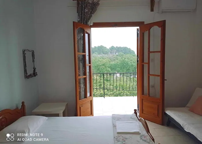 Kandilari Kókkinon Nerón